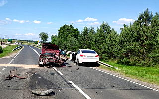 Zderzenie trzech aut koło Olsztynka. Jedna osoba jest ranna